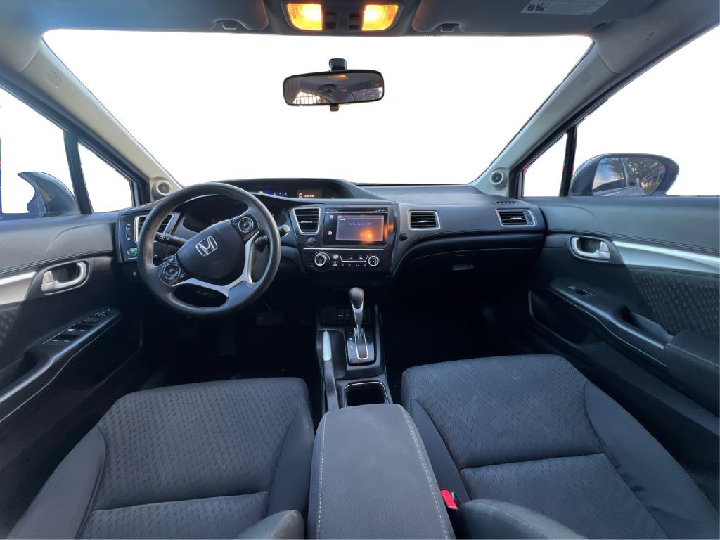 2015 Honda Civic Image 21