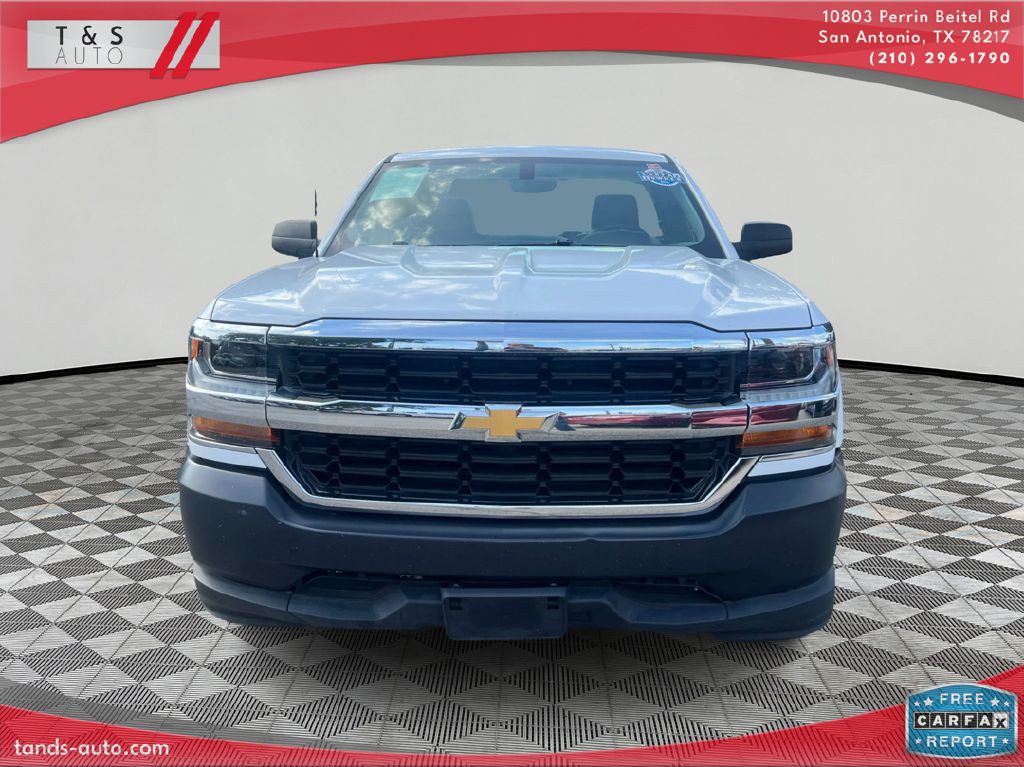 2018 Chevrolet Silverado 1500 Image 2