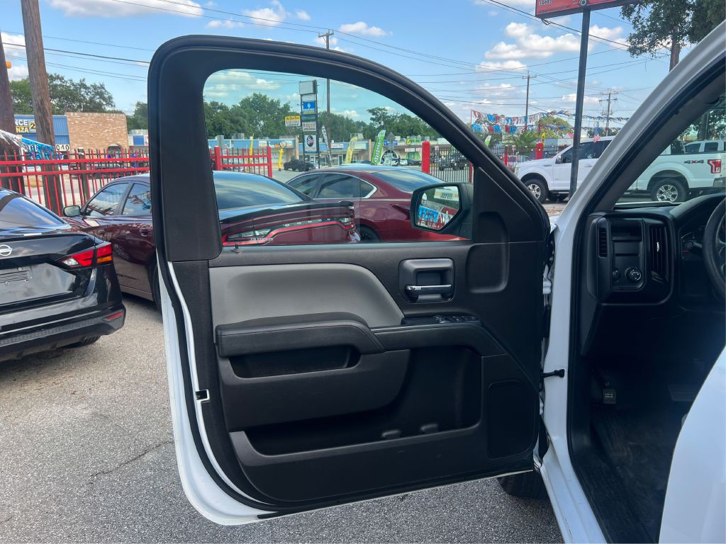2018 Chevrolet Silverado 1500 Image 16