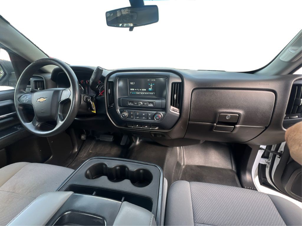 2018 Chevrolet Silverado 1500 Image 18