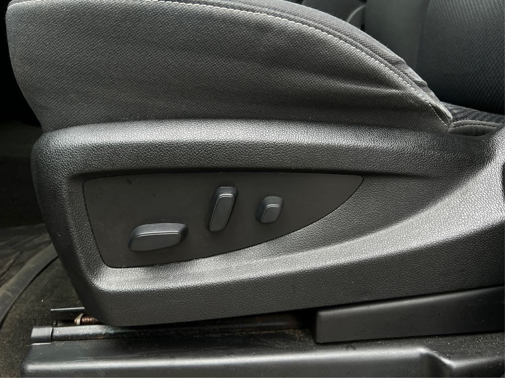2017 Chevrolet Silverado 1500 Image 17