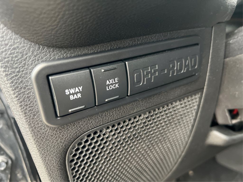 2013 Jeep Wrangler Image 15