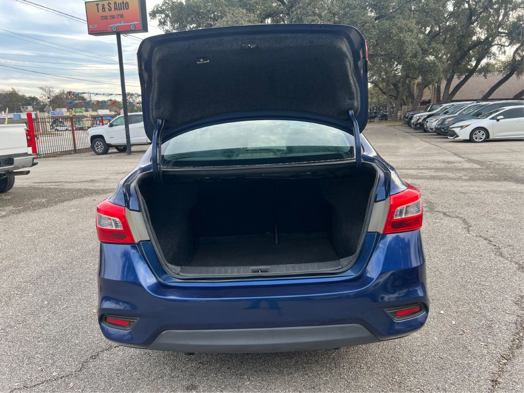 2018 Nissan Sentra Image 12