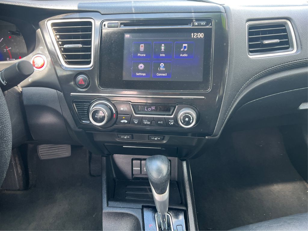2015 Honda Civic Image 14