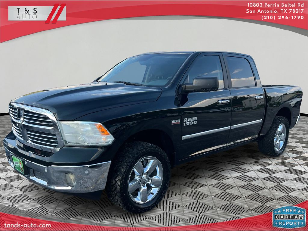 2017 RAM 1500 Image 3