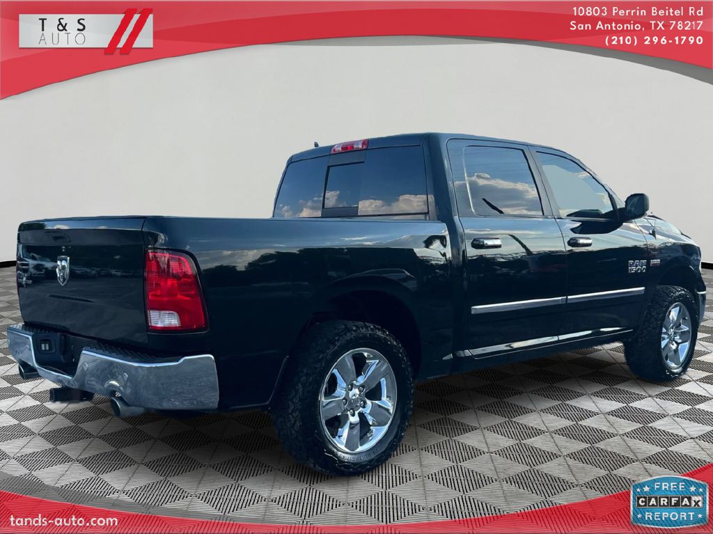 2017 RAM 1500 Image 7