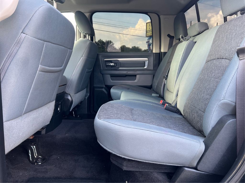 2017 RAM 1500 Image 11