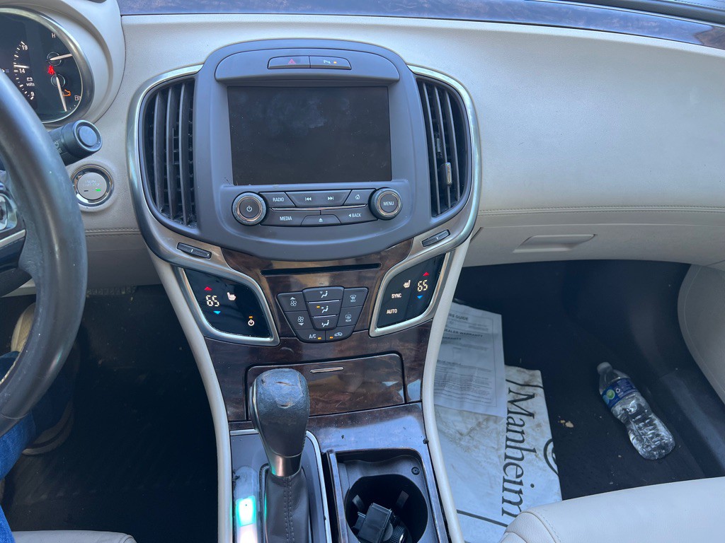 2014 Buick Lacrosse Image 12