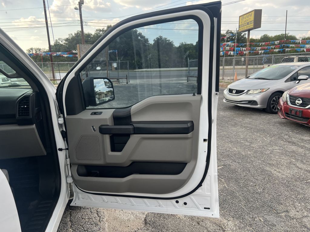 2017 Ford F-150 Image 12