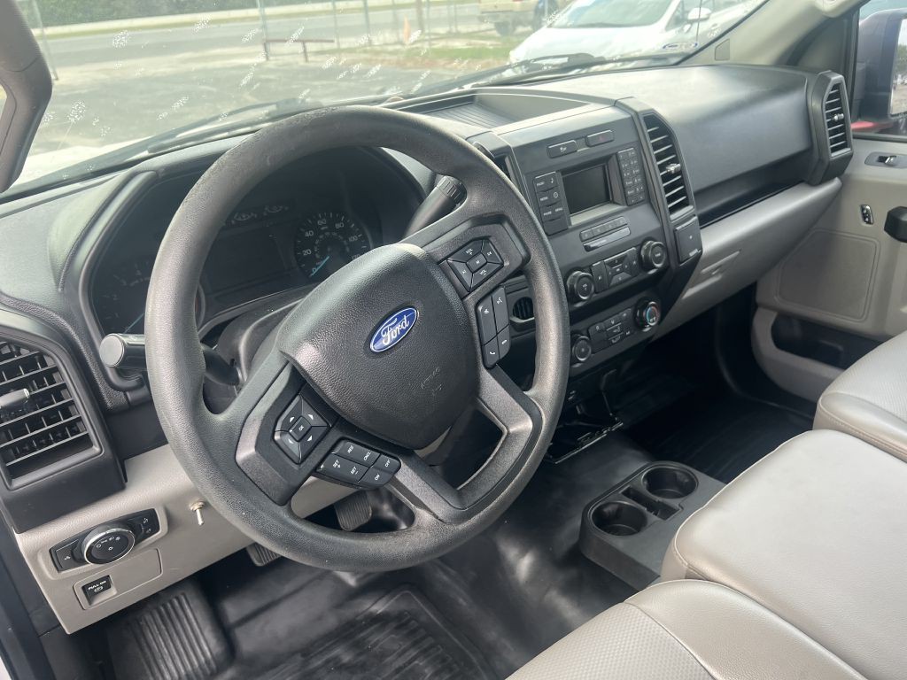 2017 Ford F-150 Image 16
