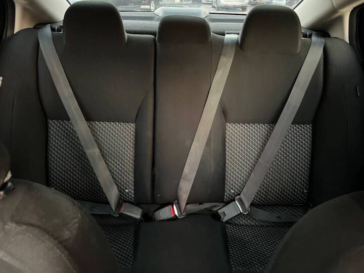 2021 Nissan Versa Image 19