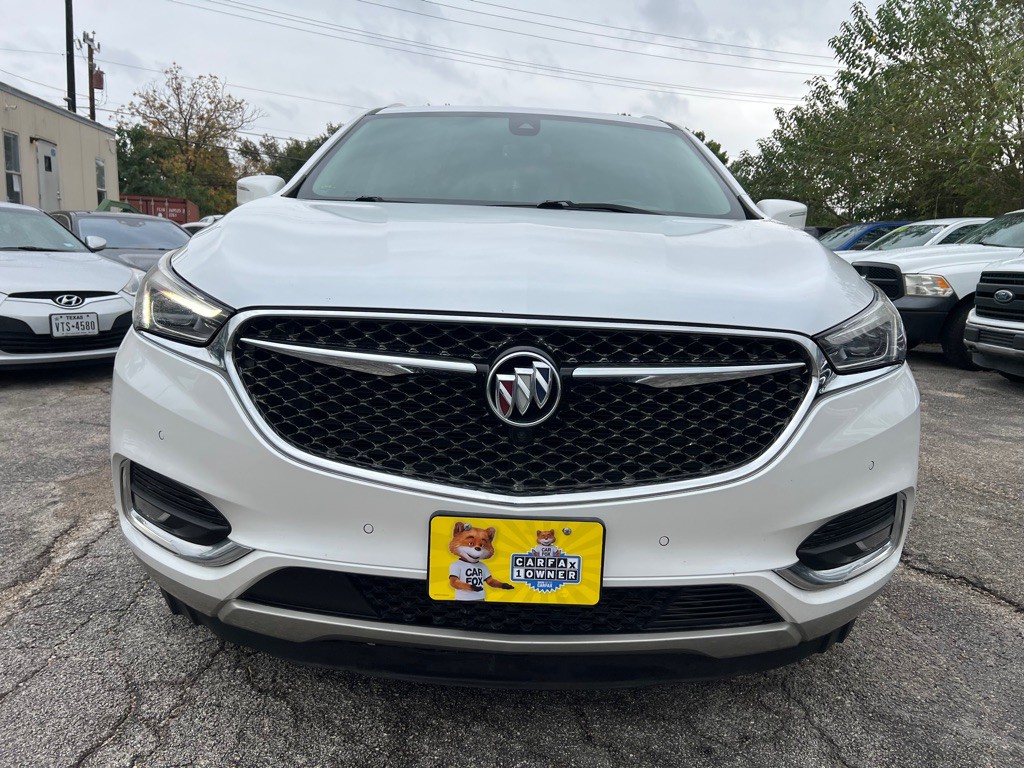 2018 Buick Enclave Image 2