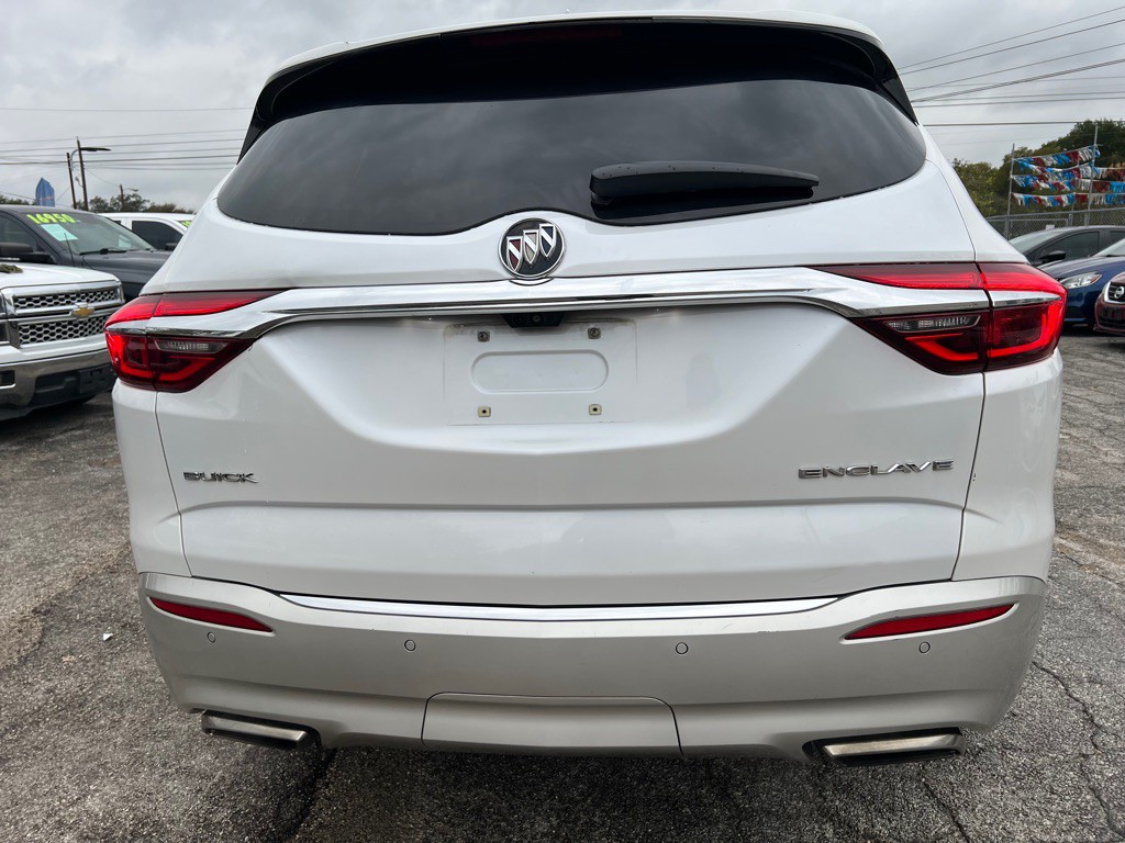 2018 Buick Enclave Image 5