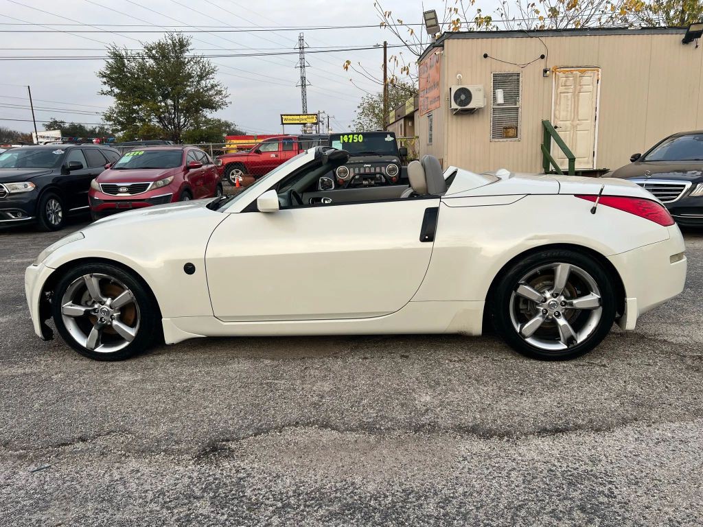 2008 Nissan 350Z Image 14