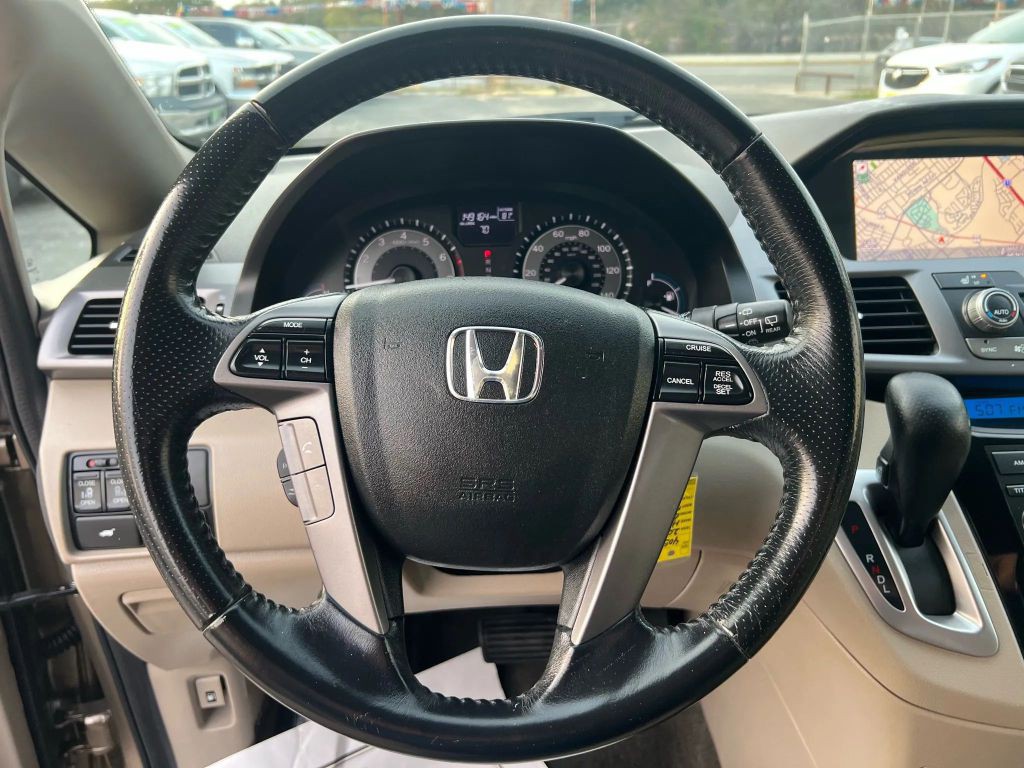 2011 Honda Odyssey Image 13
