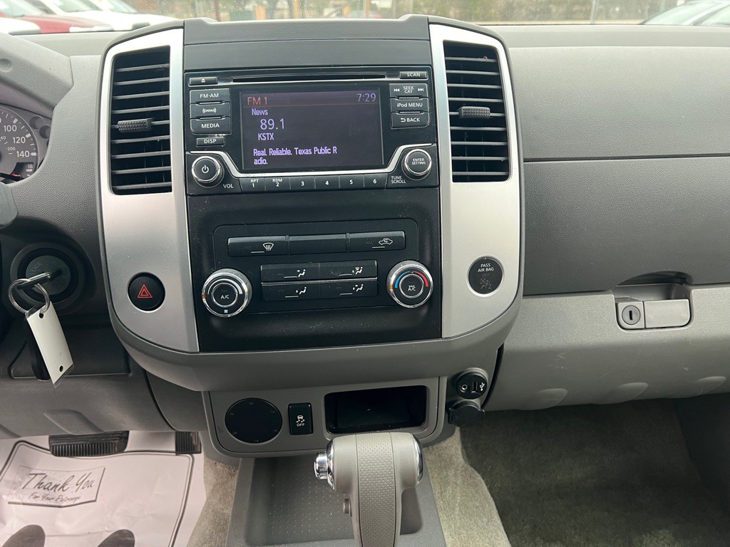 2018 Nissan Frontier Image 13