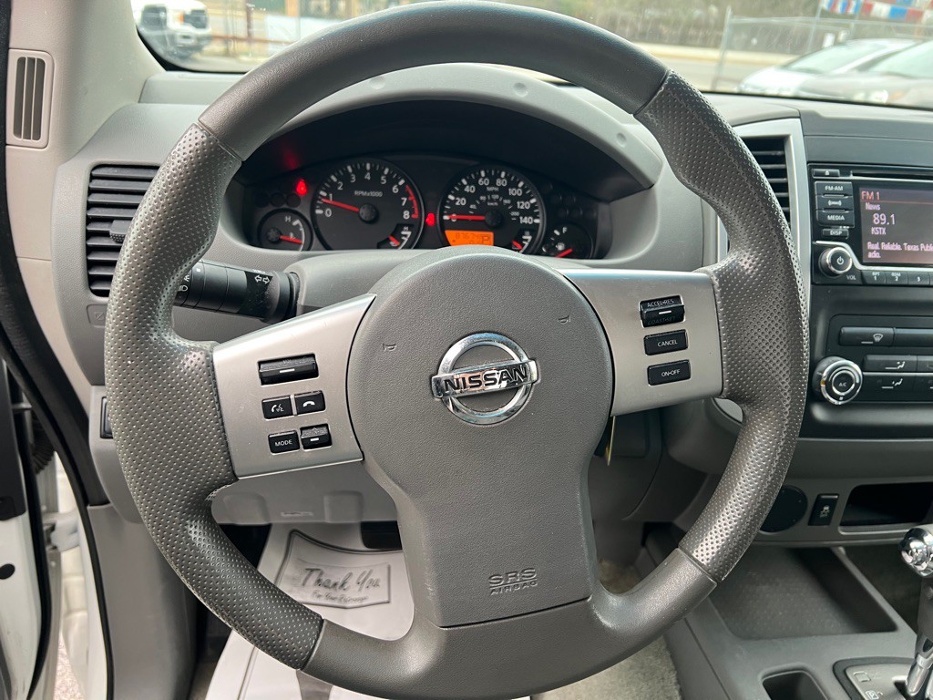 2018 Nissan Frontier Image 35