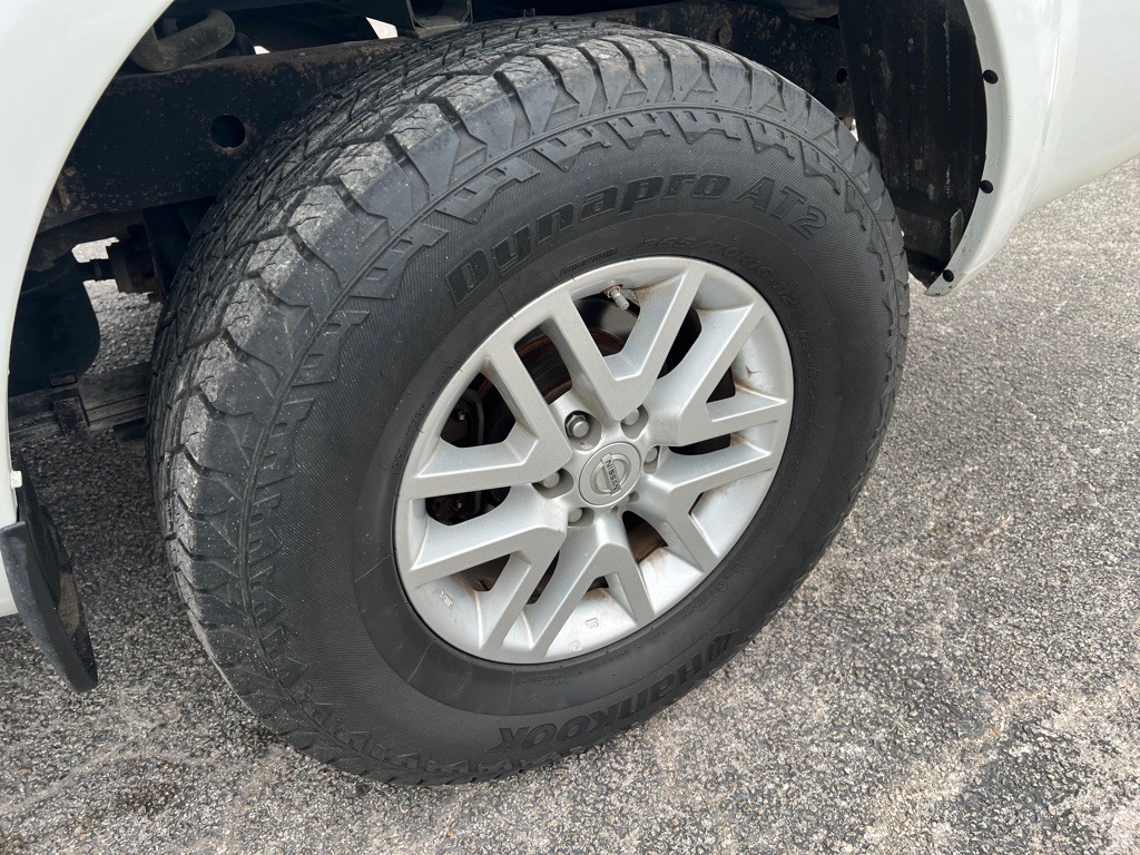 2018 Nissan Frontier Image 43