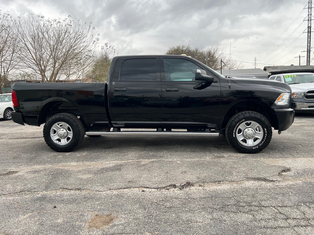2016 RAM 2500 Image 8
