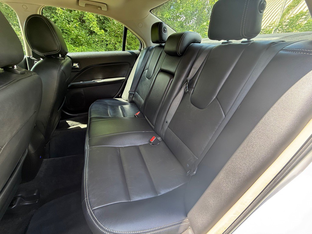 2012 Ford Fusion Image 13