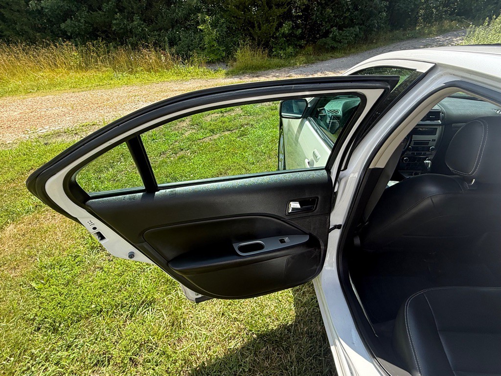 2012 Ford Fusion Image 14