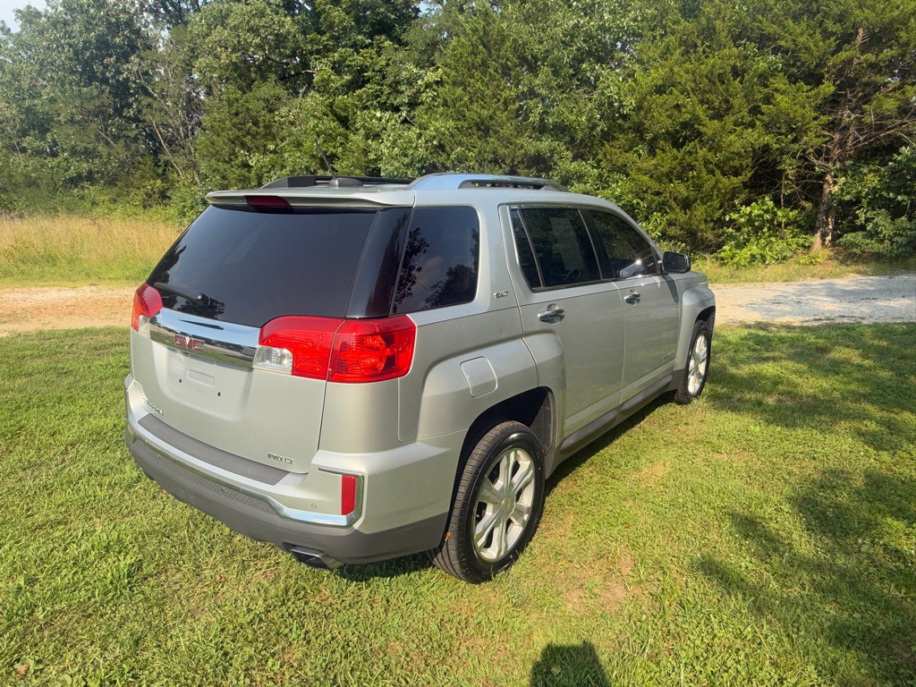 2017 GMC Terrain Image 5