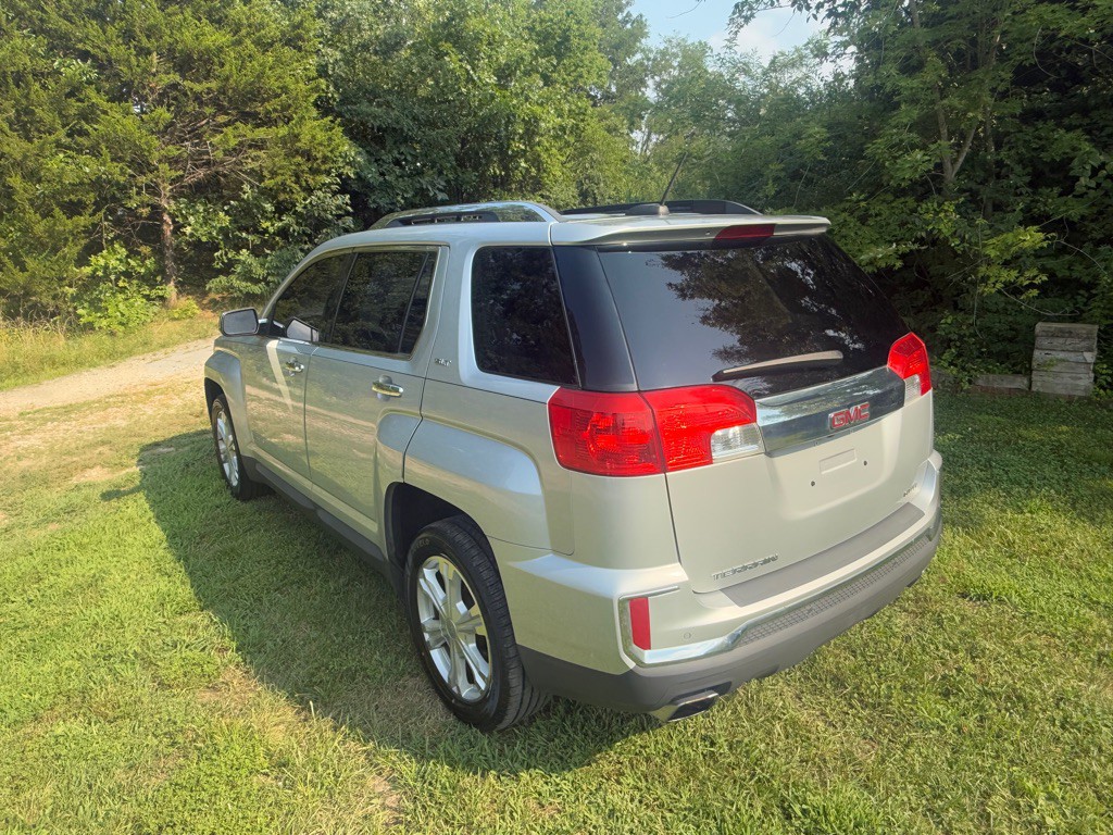 2017 GMC Terrain Image 7
