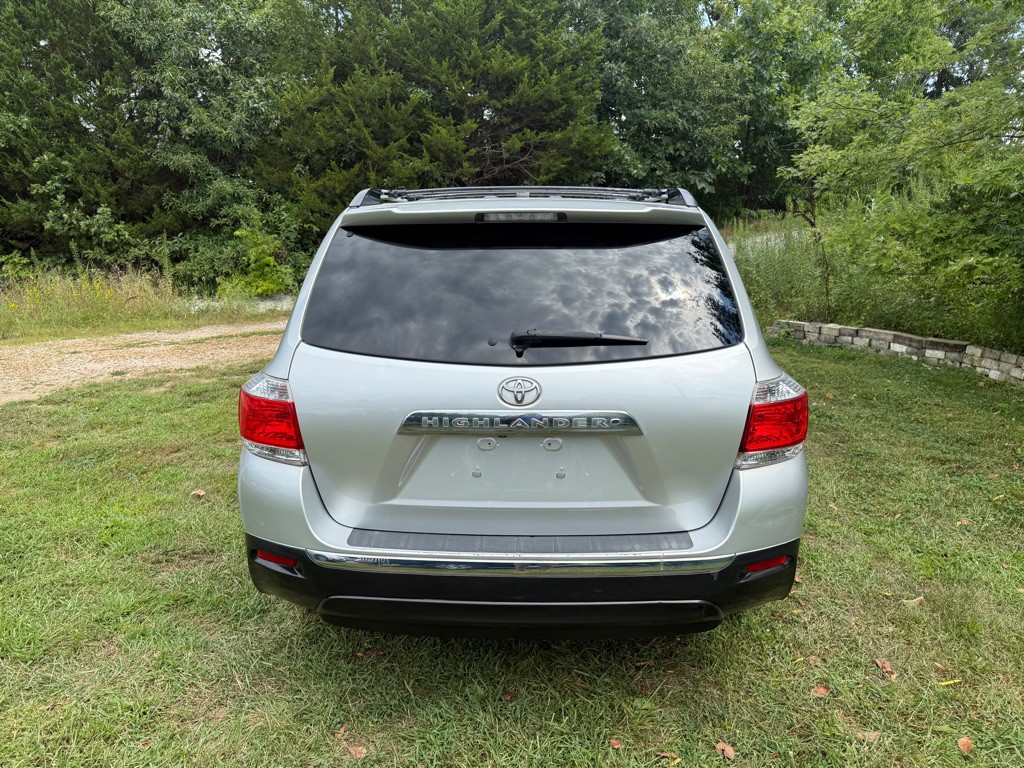 2012 Toyota Highlander Image 6