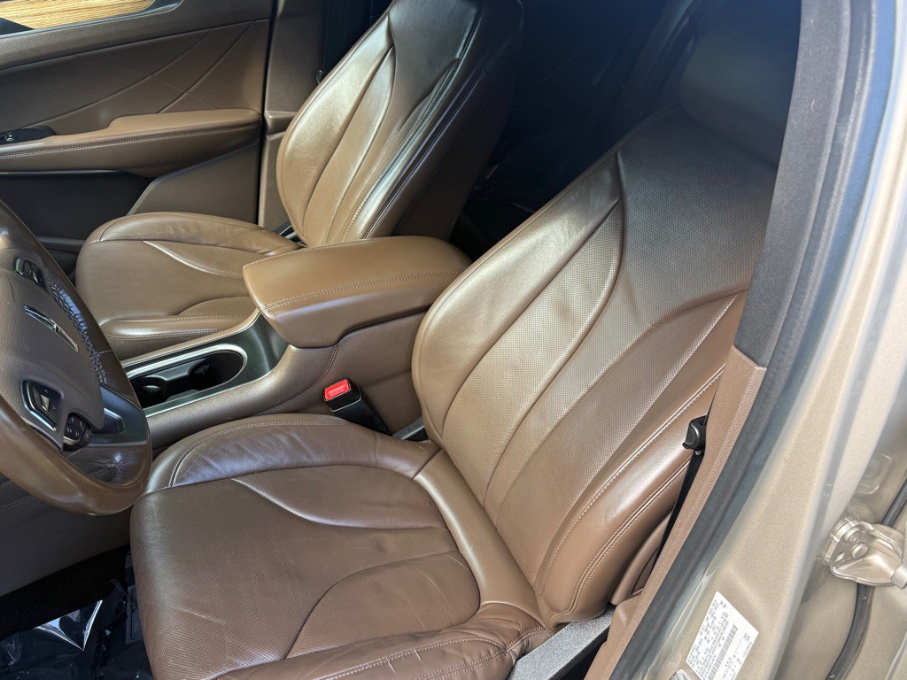 2015 Lincoln MKC Image 12