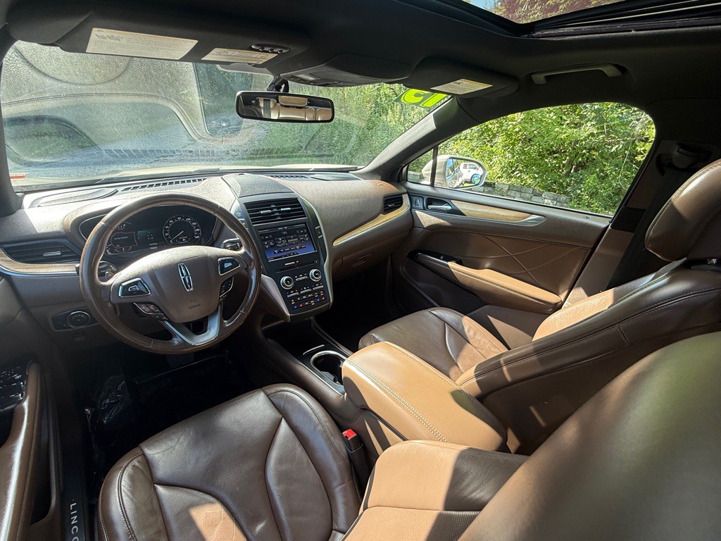 2015 Lincoln MKC Image 16