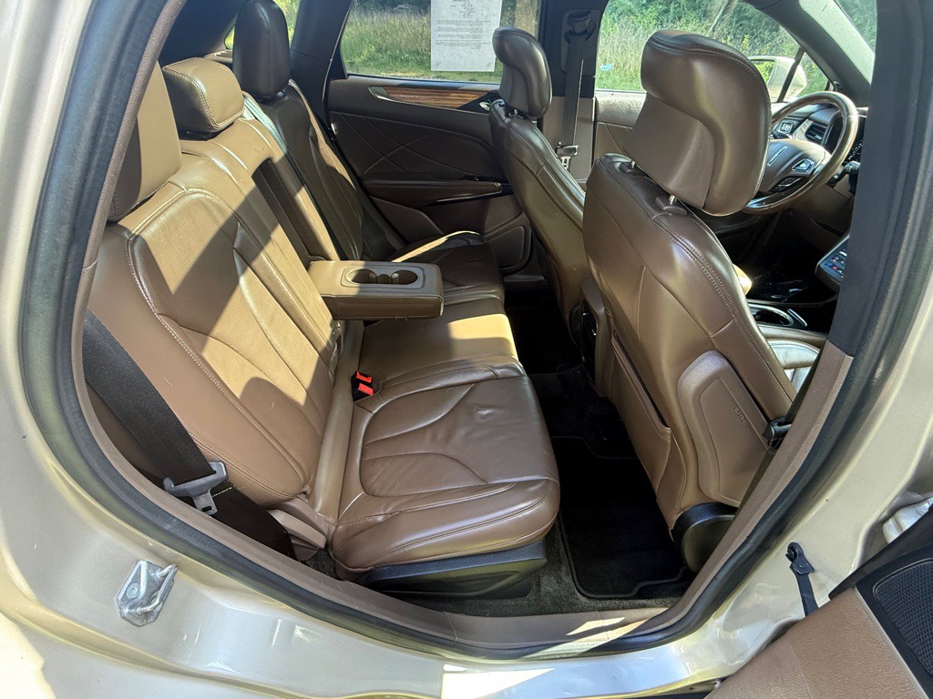 2015 Lincoln MKC Image 20