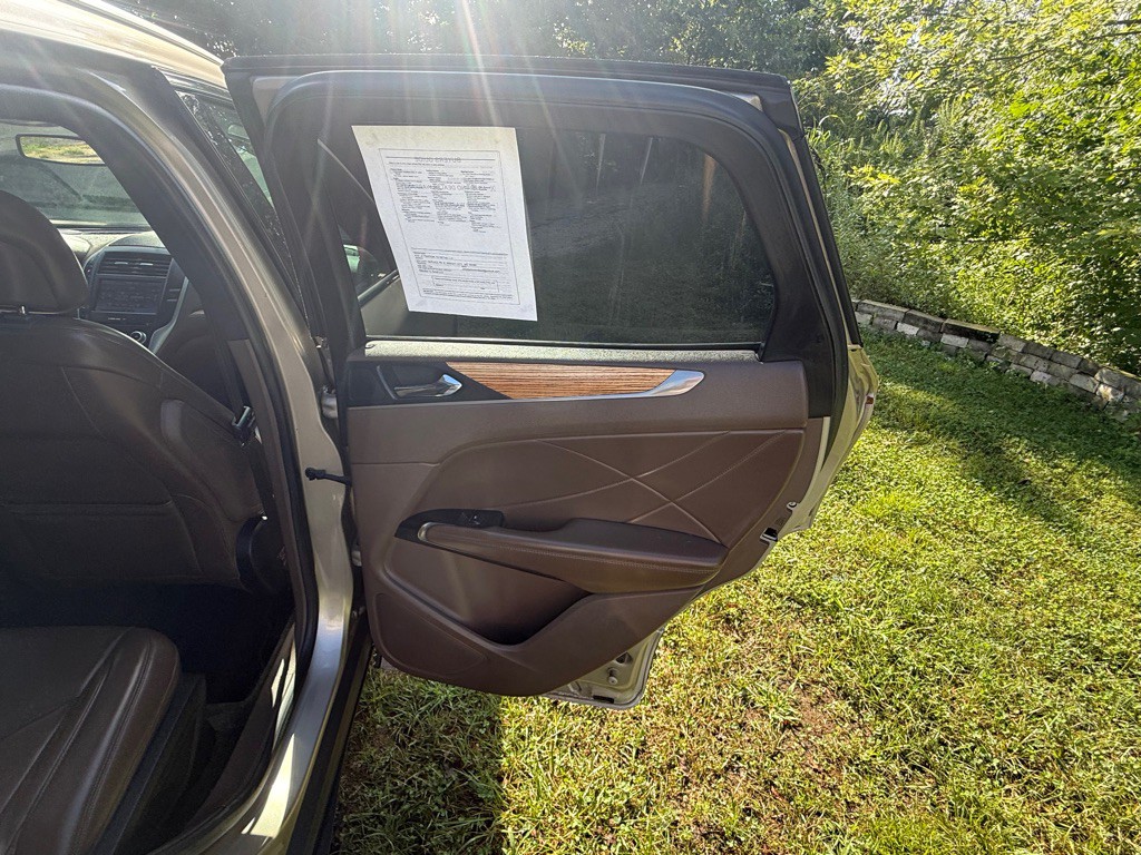 2015 Lincoln MKC Image 21