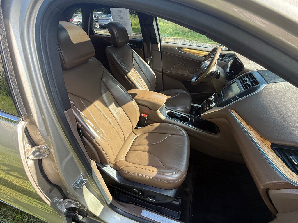 2015 Lincoln MKC Image 22