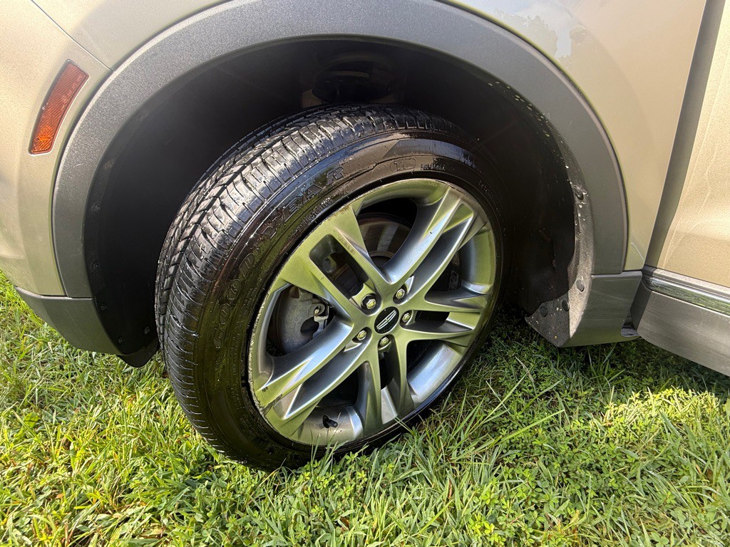 2015 Lincoln MKC Image 26