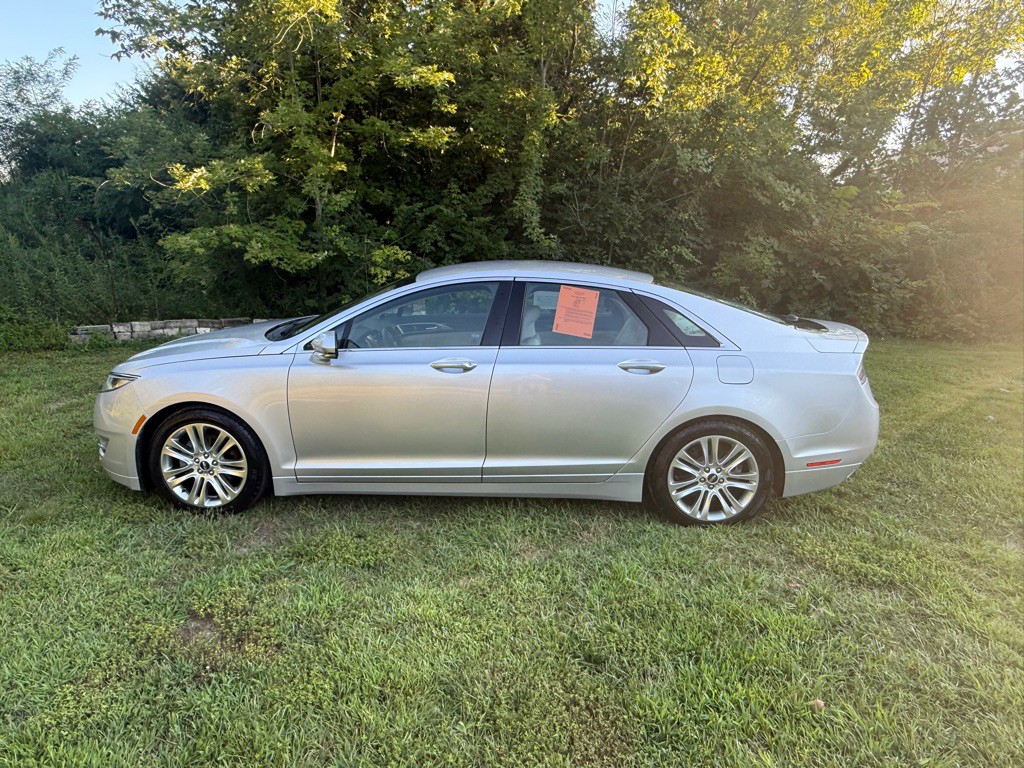 2014 Lincoln MKZ Image 8