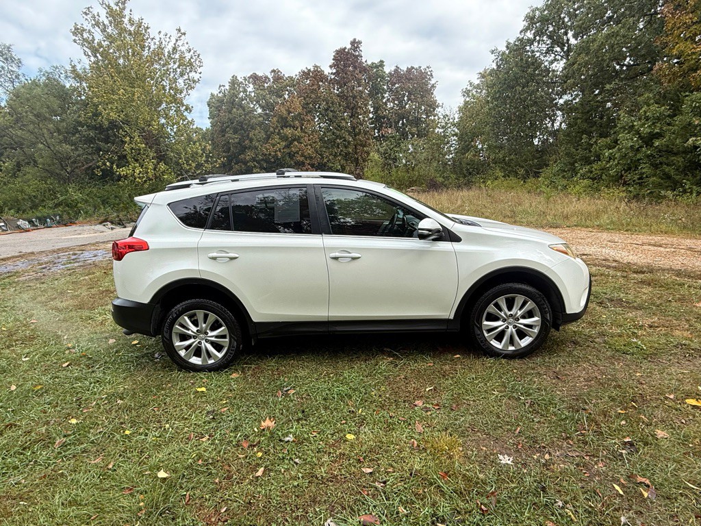 2013 Toyota Rav4 Image 4