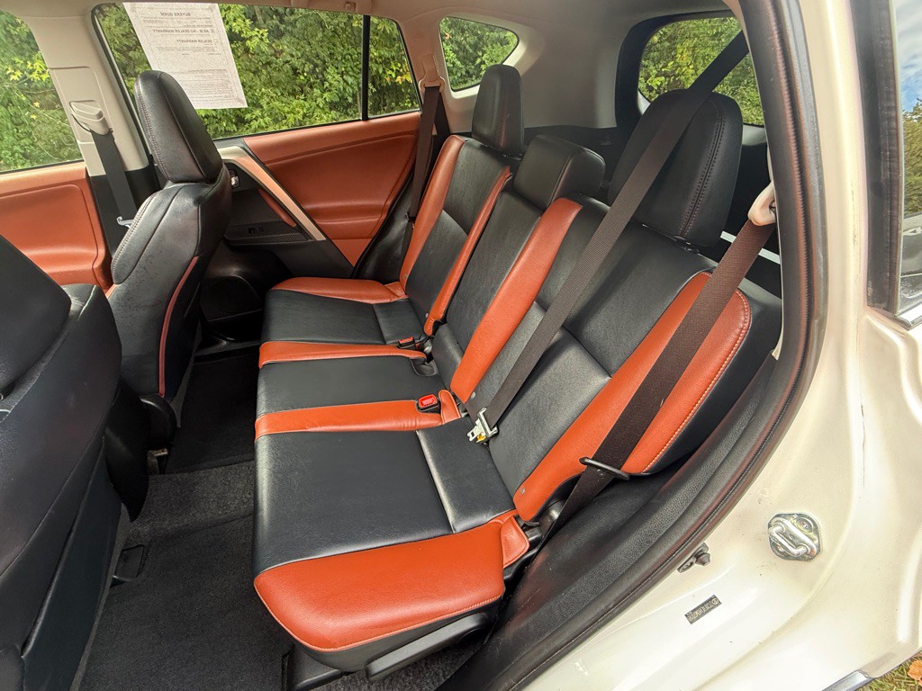 2013 Toyota Rav4 Image 14