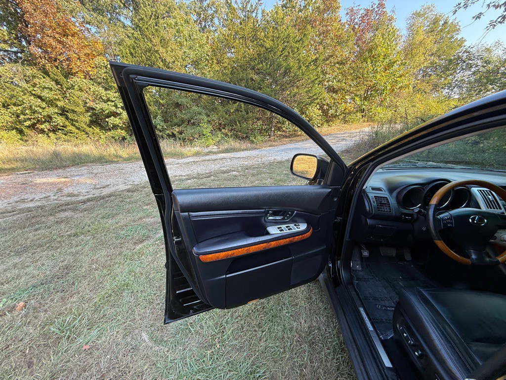 2007 Lexus RX Image 13