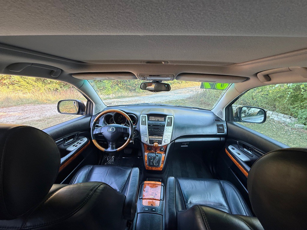 2007 Lexus RX Image 17