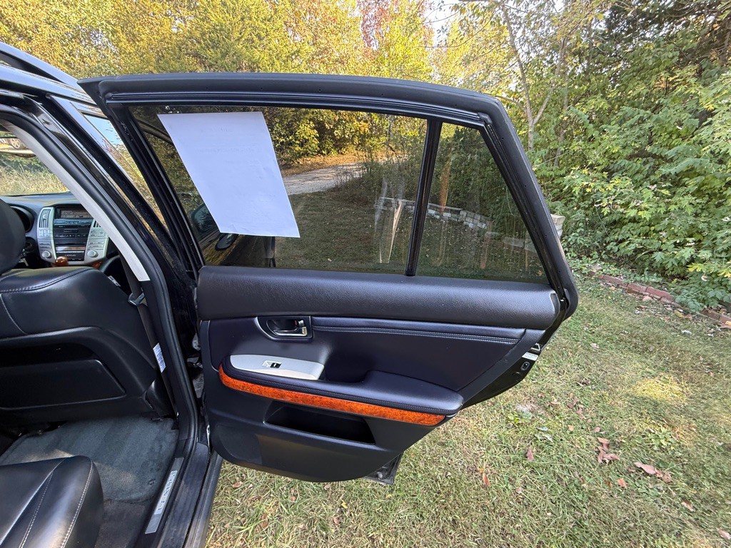 2007 Lexus RX Image 19