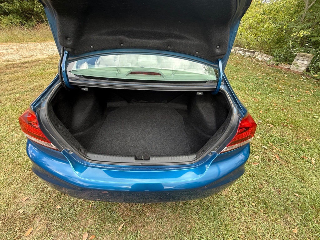 2013 Honda Civic Image 16