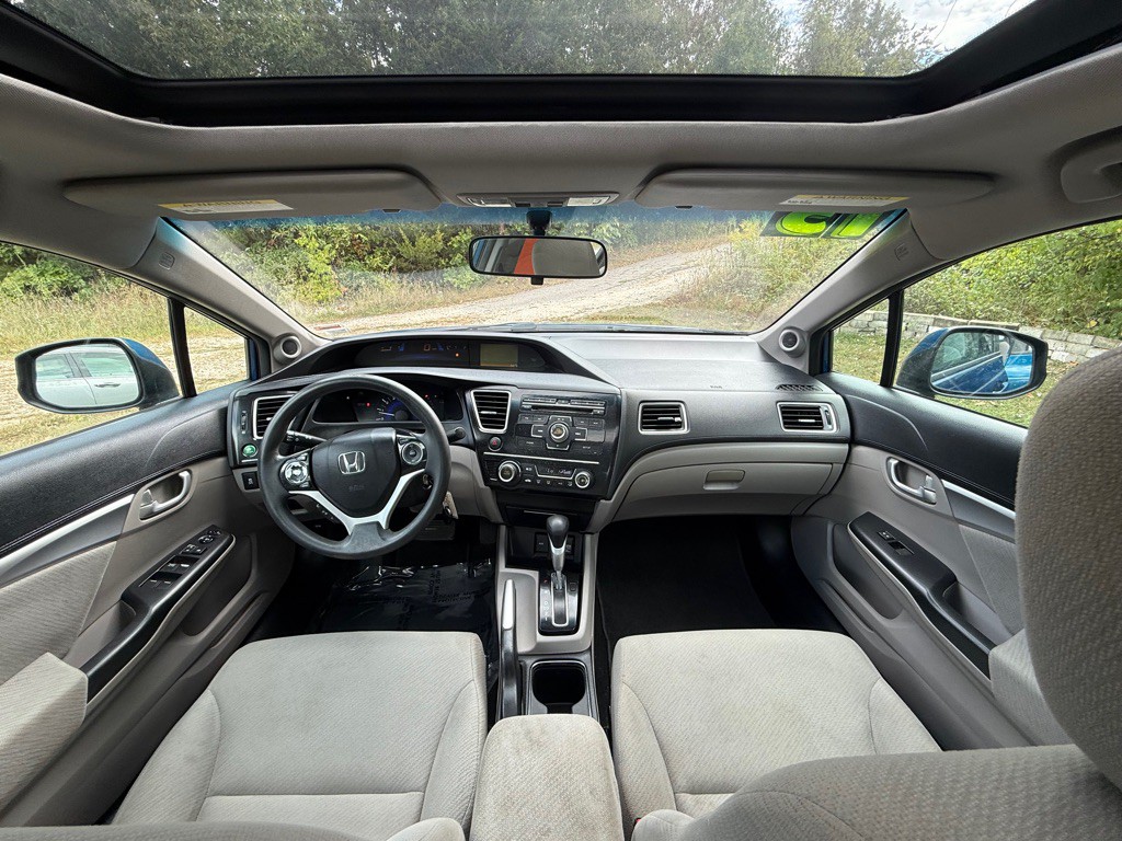 2013 Honda Civic Image 17