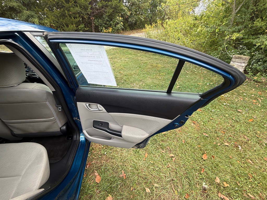 2013 Honda Civic Image 19