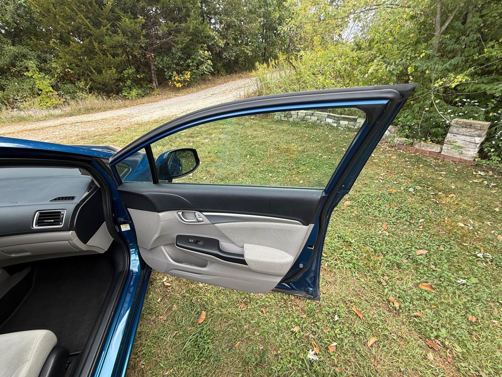 2013 Honda Civic Image 22