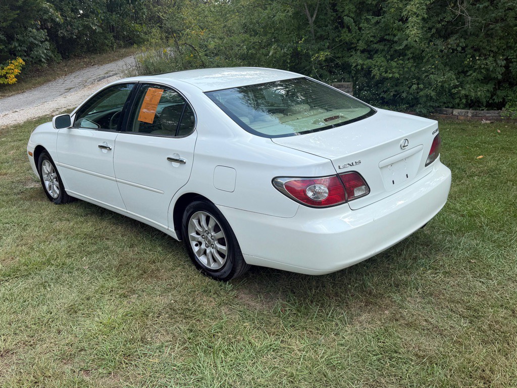 2003 Lexus ES Image 7