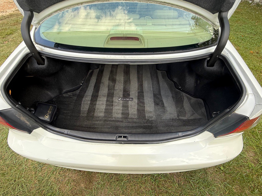 2003 Lexus ES Image 16
