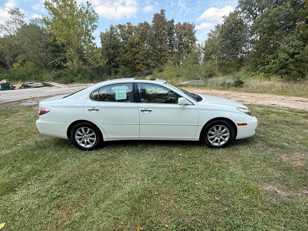 2003 Lexus ES Image 32