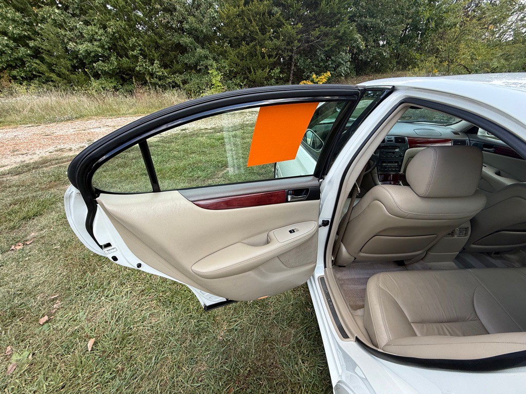 2003 Lexus ES Image 43