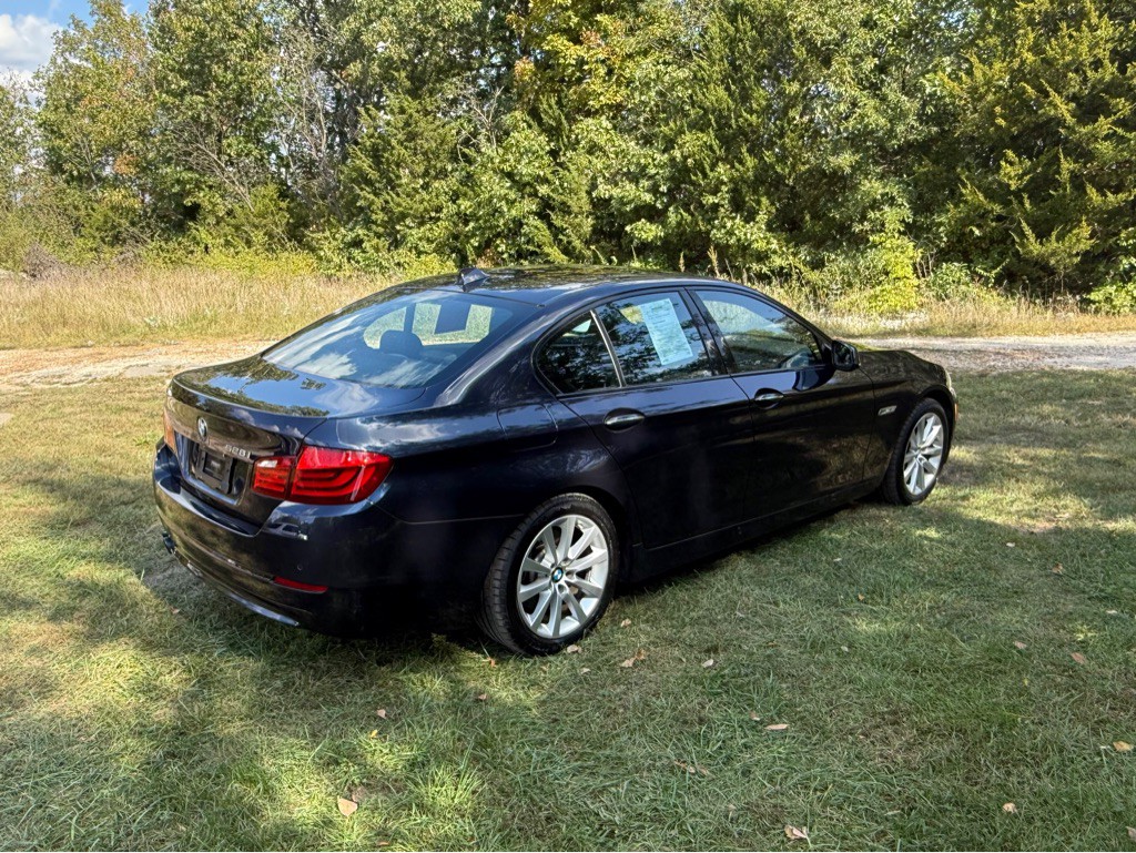 2012 BMW 5 Series Image 5