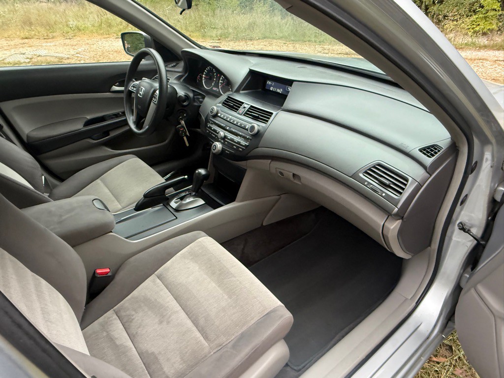 2008 Honda Accord Image 21